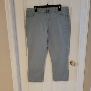 Simply Vera Vera Wang Soft Gray Cropped Jeans